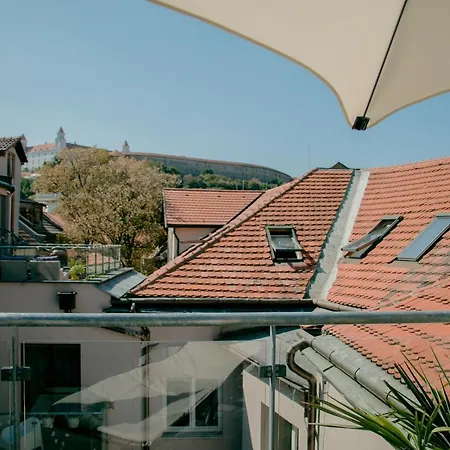 Heart Of The Old Town Apartment *